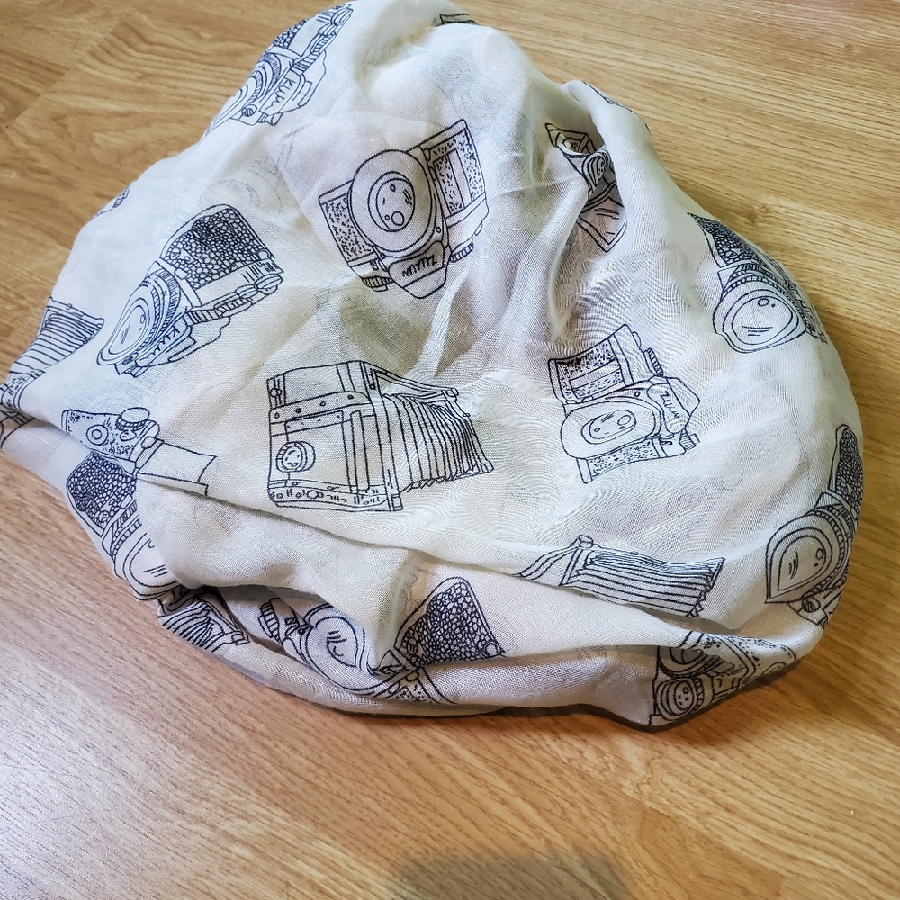 Lina & Lily Camera Print Infinity Scarf Cream&Black - Picture 2 of 3
